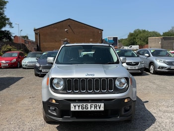 Used Jeep Renegade 2016 for sale - 79256240: Photo