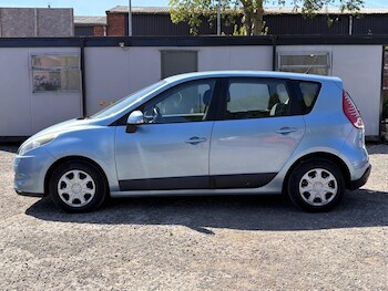 Used Renault Scenic 2010 for sale - 78585615: Photo