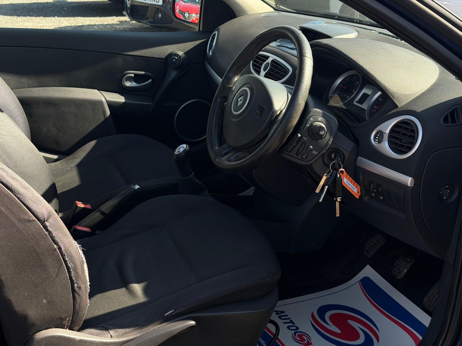 Used Renault Clio 2008 for sale - 77939515: Photo 10