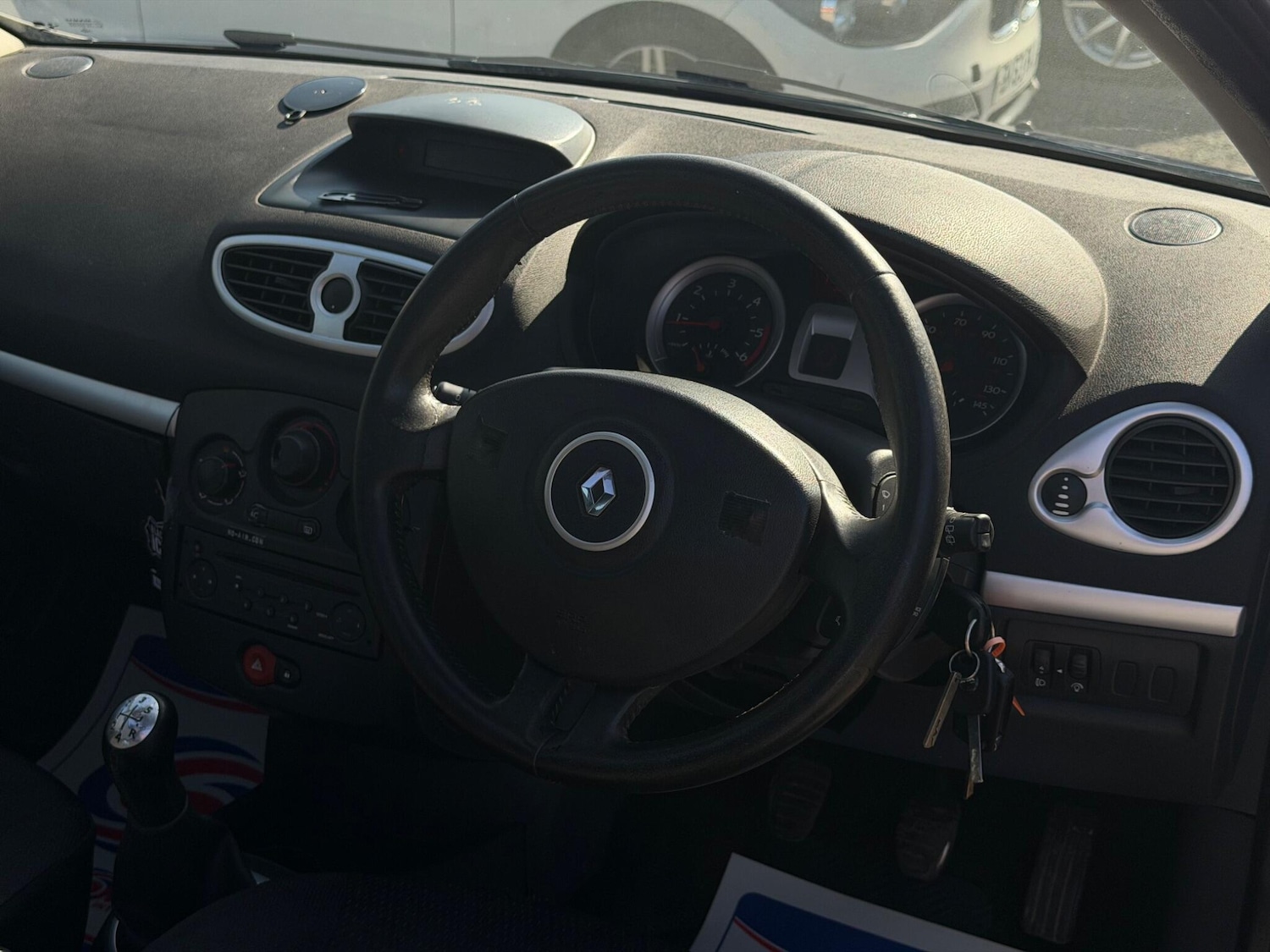 Used Renault Clio 2008 for sale - 77939515: Photo 8