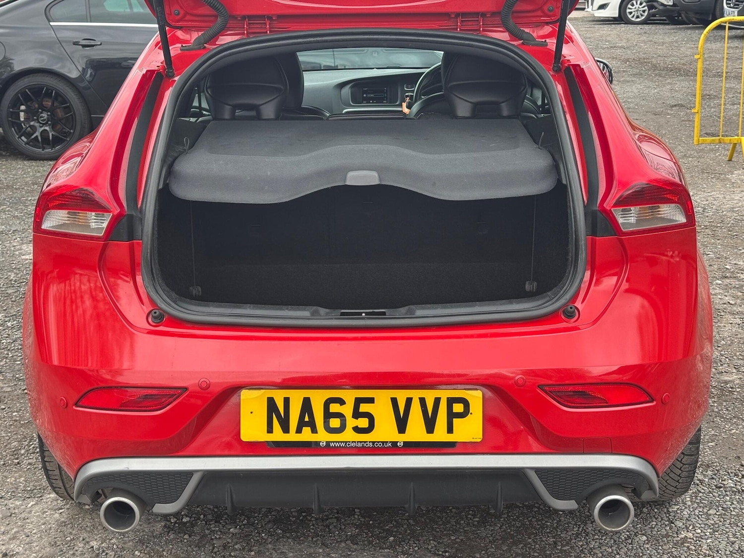 Used Volvo V40 2015 for sale - 78127548: Photo 11