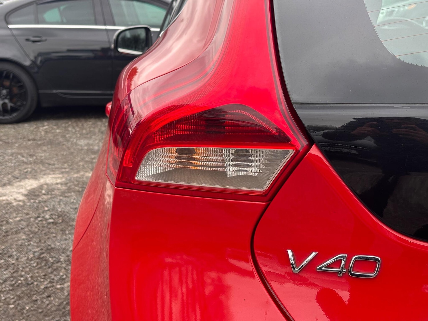 Used Volvo V40 2015 for sale - 78127548: Photo 25