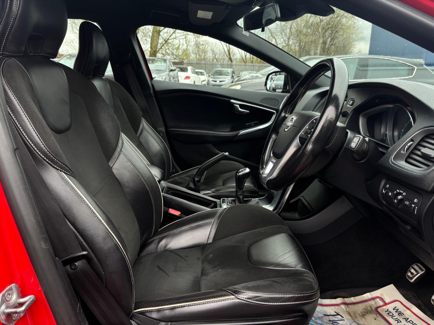 Used Volvo V40 2015 for sale - 78127548: Photo 9