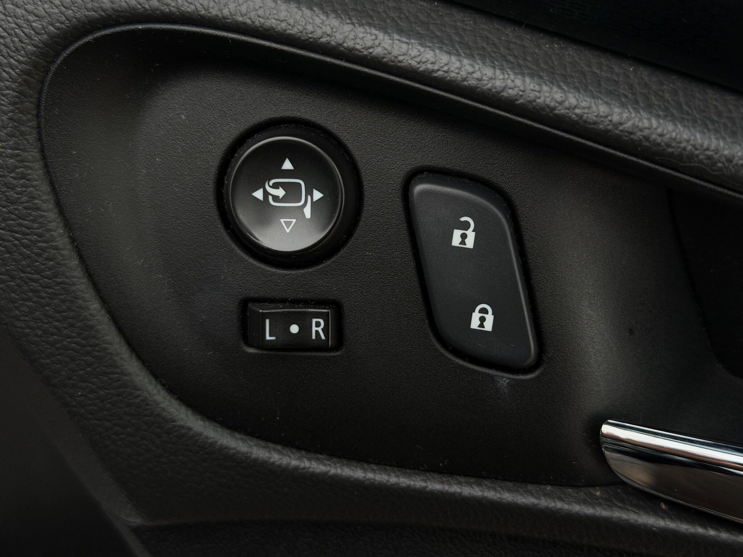 Used Vauxhall Insignia for sale - 77993103: Photo 32