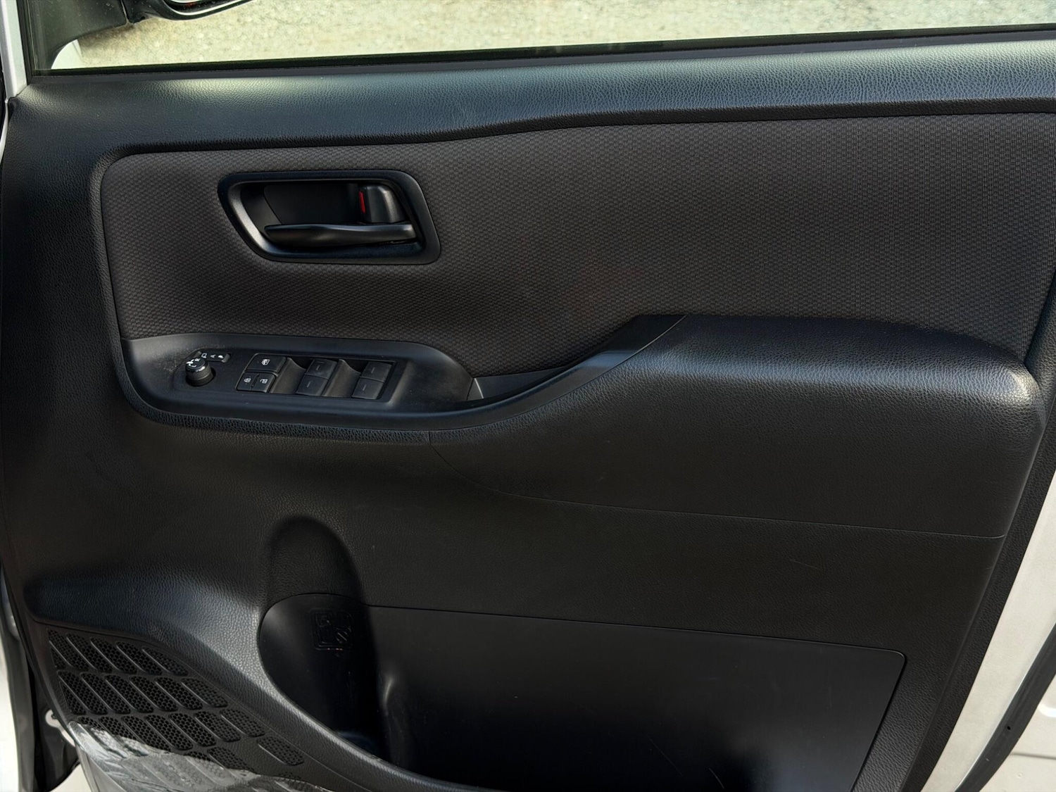 Used Toyota Noah 2026 for sale - 77939816: Photo 9