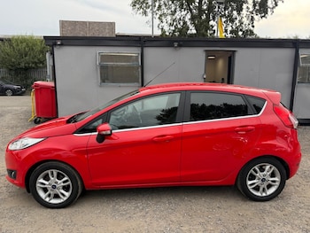 Used Ford Fiesta 2015 for sale - 79425549: Photo