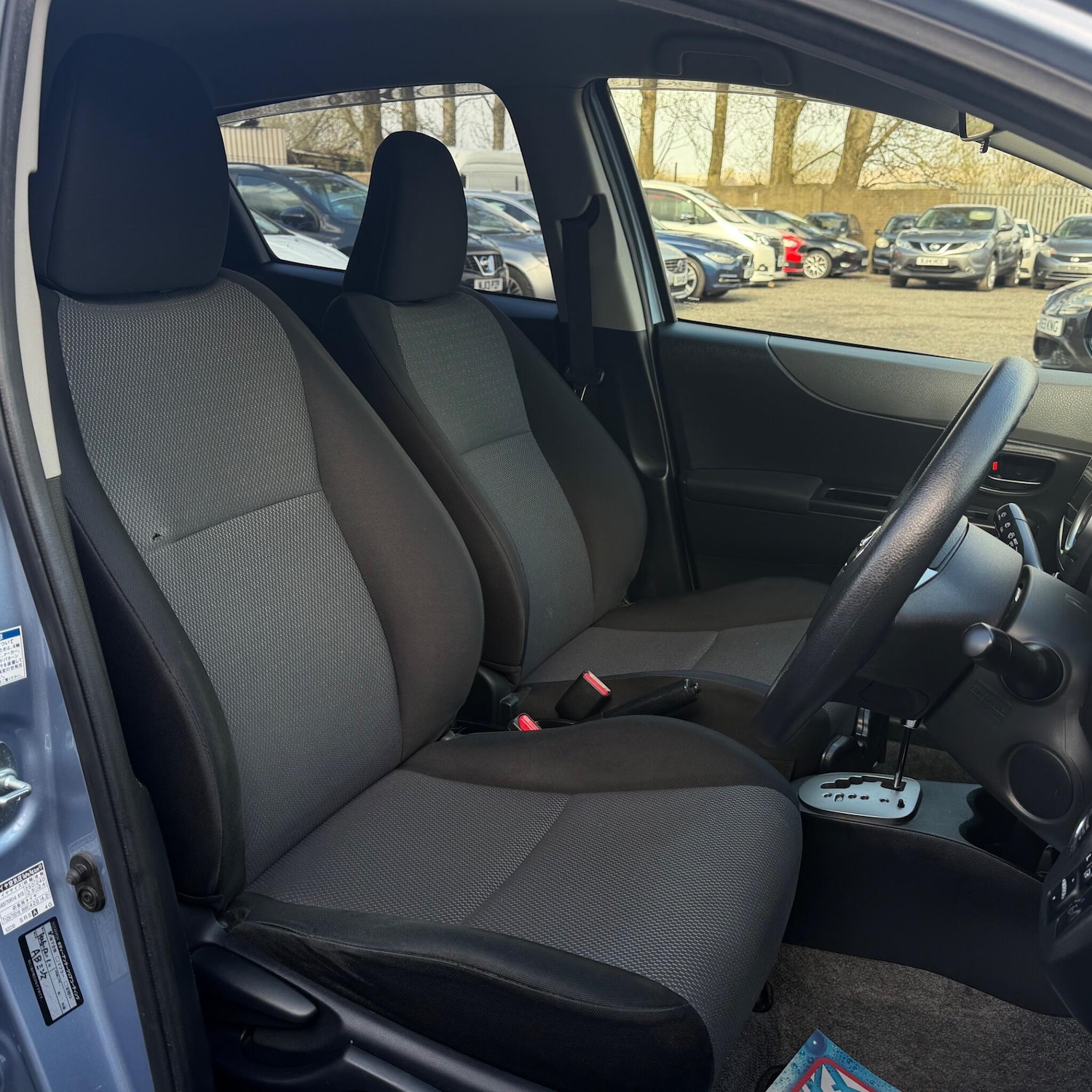 Used Toyota Vitz 2025 for sale - 78086025: Photo 11