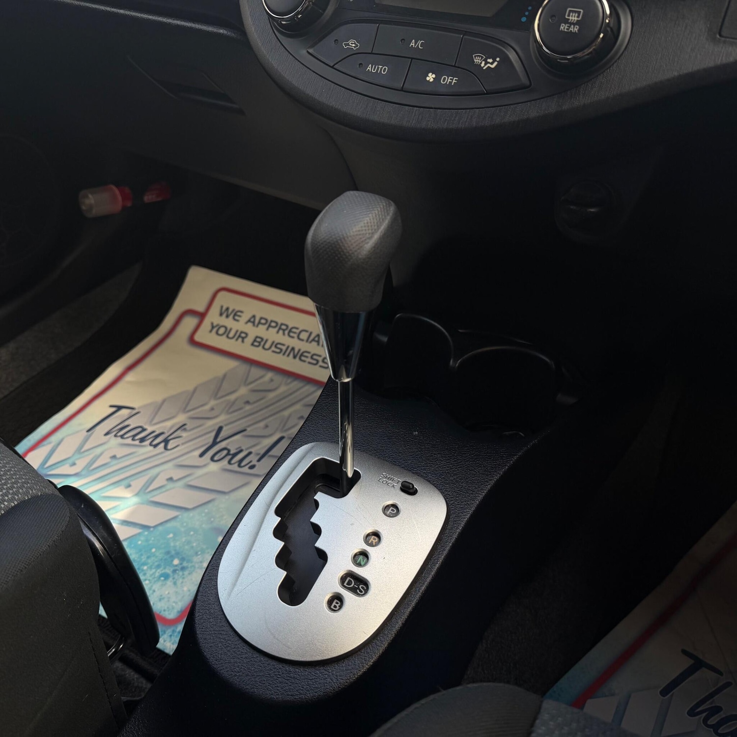 Used Toyota Vitz 2025 for sale - 78086025: Photo 18