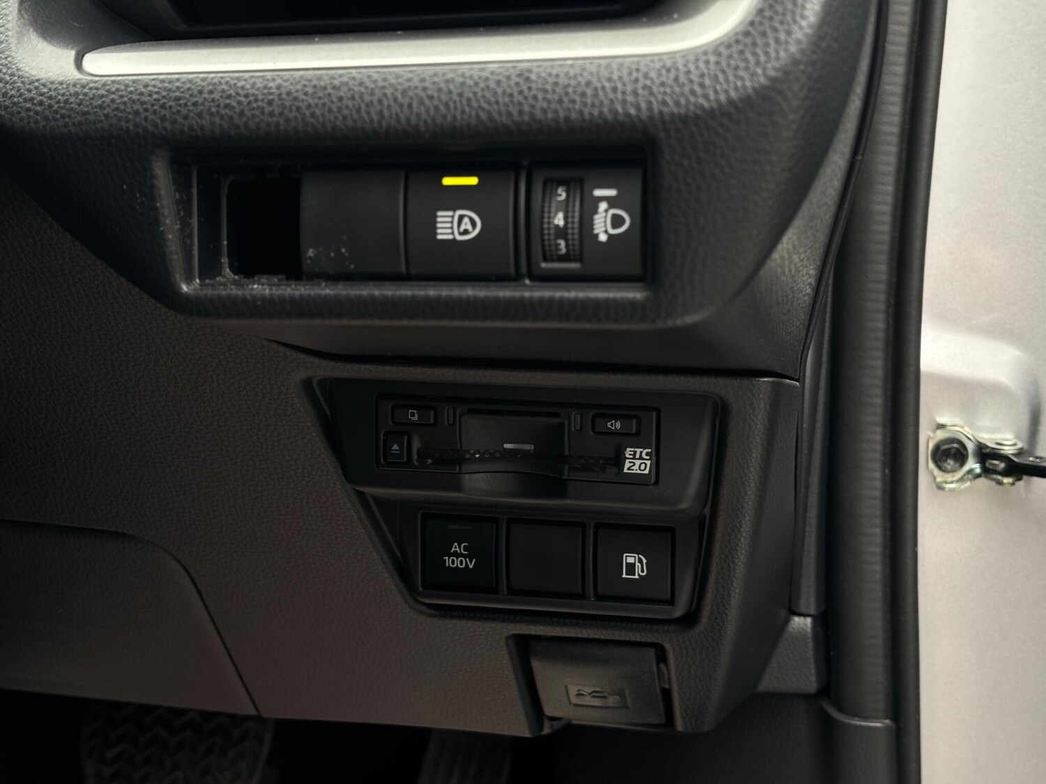 Used Toyota Prius for sale - 77823903: Photo 20