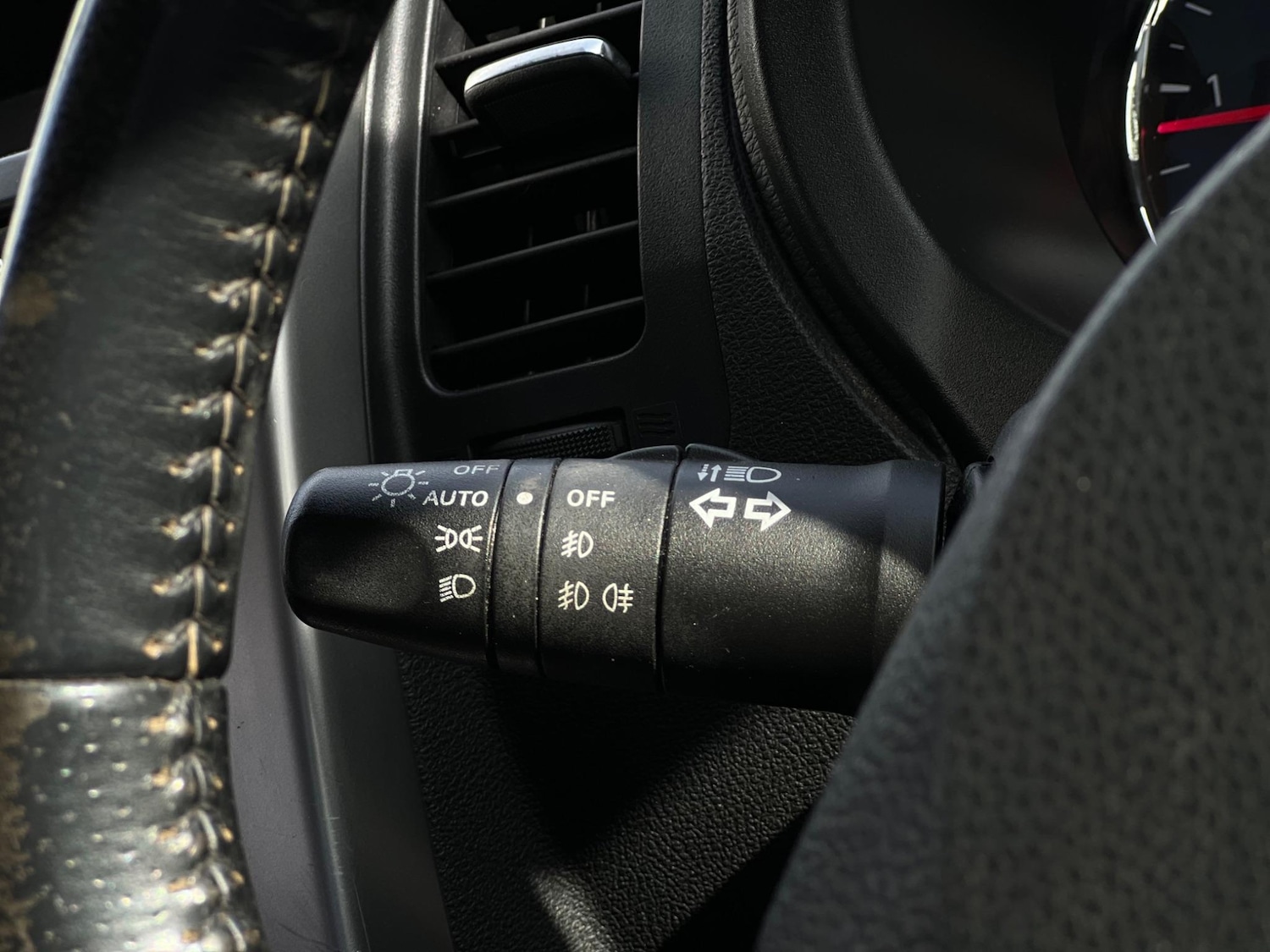 Used Nissan X-Trail 2011 for sale - 77925935: Photo 21