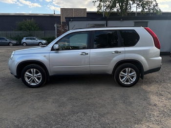 Used Nissan X-Trail 2011 for sale - 77925935: Photo