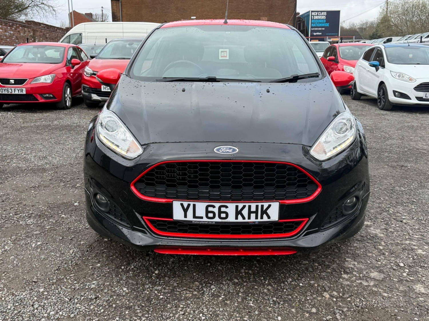 Used Ford Fiesta 2017 for sale - 78046830: Photo 2
