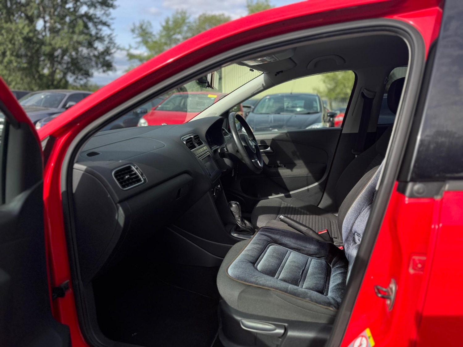 Used Volkswagen Polo for sale - 77823884: Photo 14