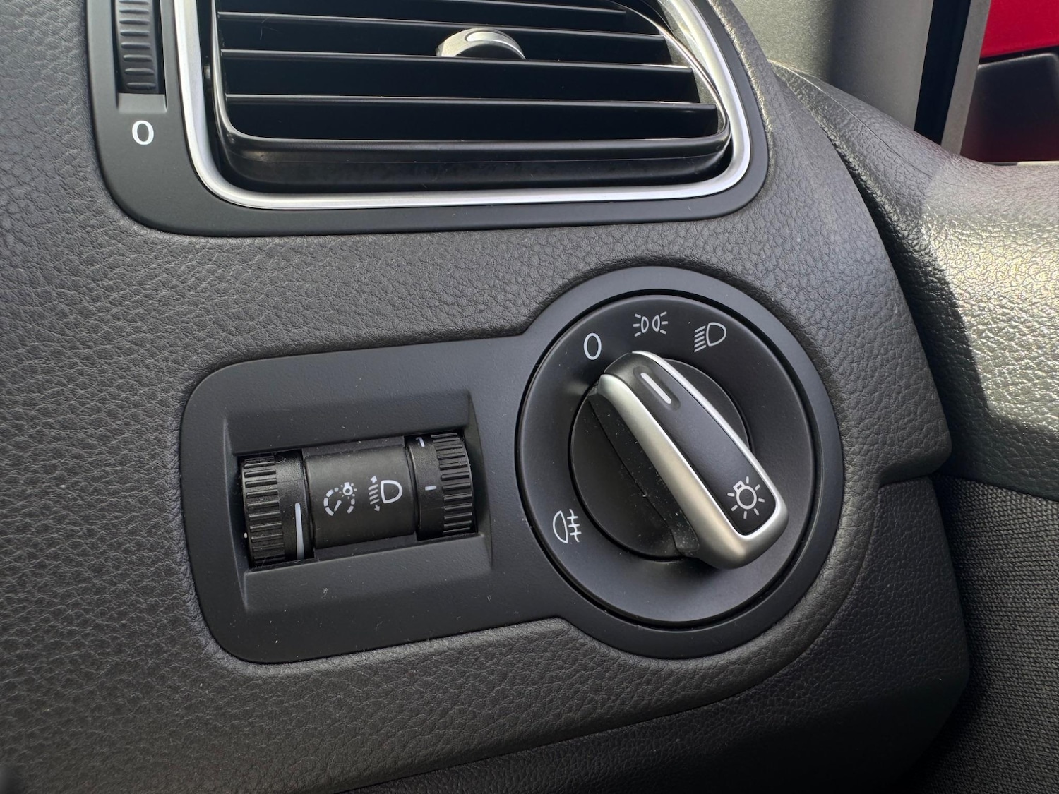 Used Volkswagen Polo for sale - 77823884: Photo 27