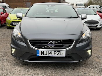 Used Volvo V40 2014 for sale - 77992872: Photo