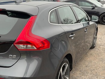 Used Volvo V40 2014 for sale - 77992872: Photo
