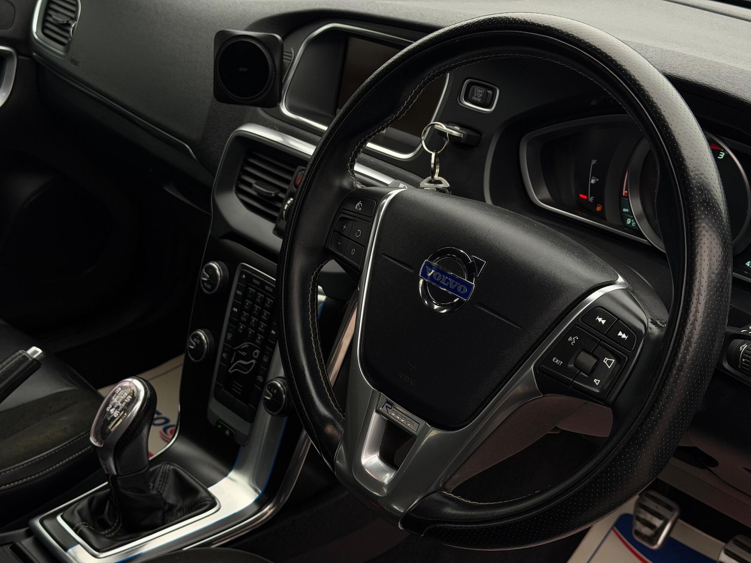 Used Volvo V40 for sale - 77992872: Photo 8