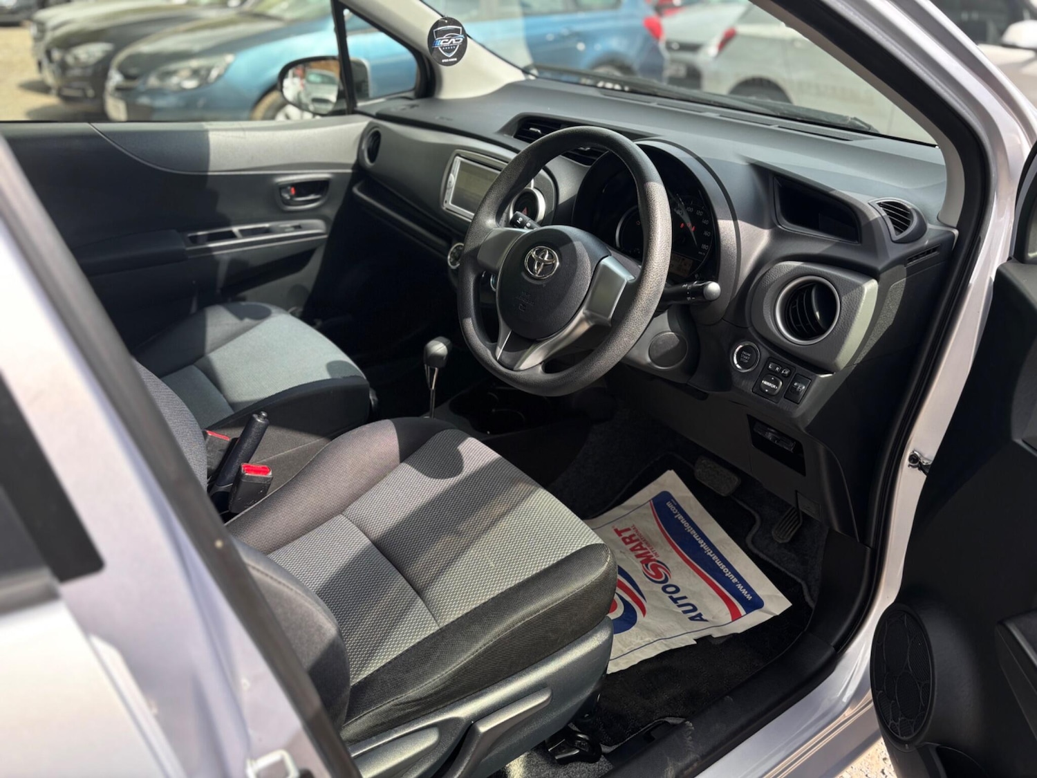 Used Toyota Yaris for sale - 77823814: Photo 10