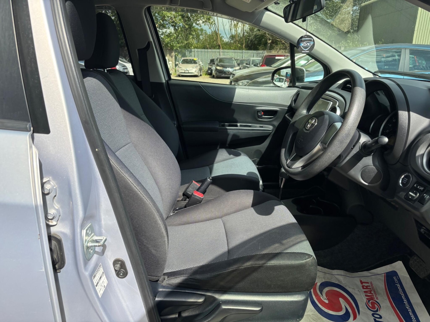 Used Toyota Yaris for sale - 77823814: Photo 11