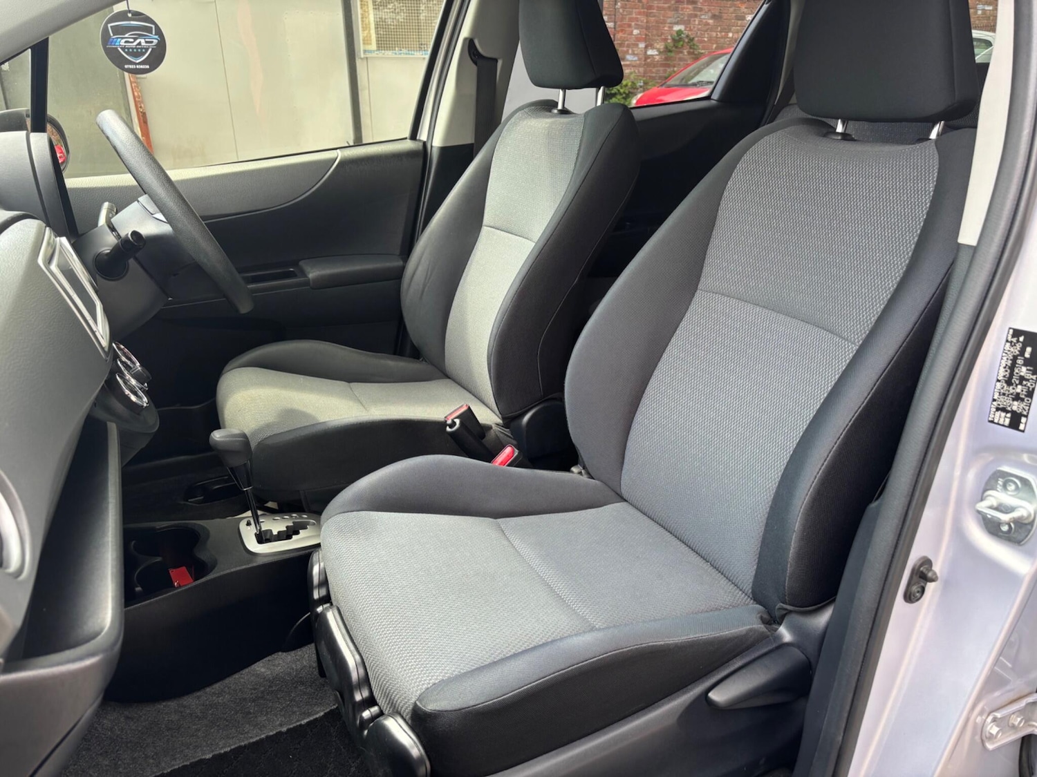 Used Toyota Yaris for sale - 77823814: Photo 14