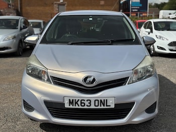 Used Toyota Yaris 2014 for sale - 77823814: Photo