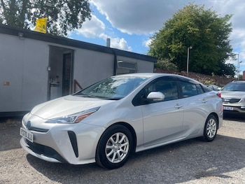 Used Toyota Prius 2020 for sale - 79464796: Photo