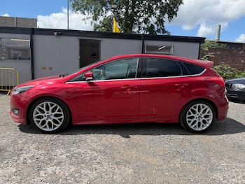 Used Ford Focus 2015 for sale - 79075801: Photo