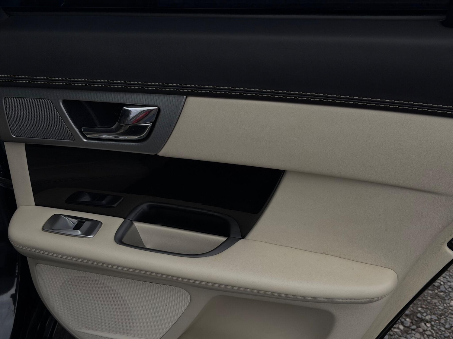 Used Jaguar XF 2014 for sale - 77909782: Photo 10