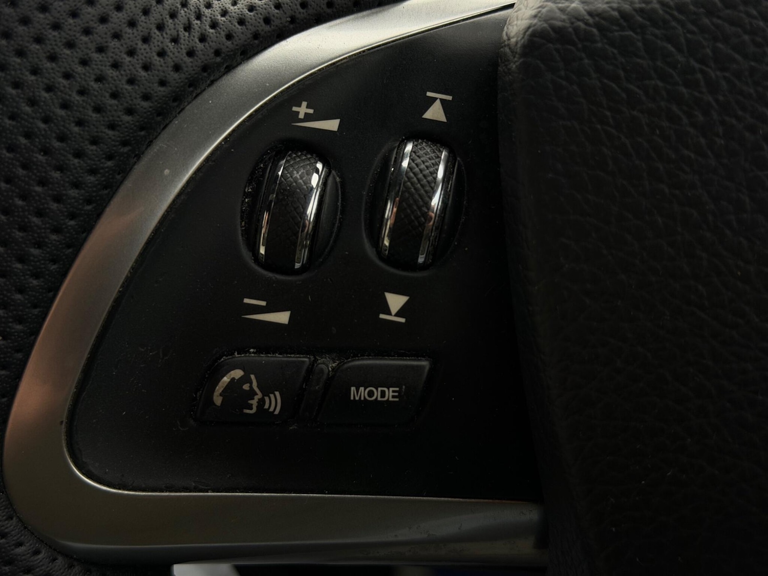 Used Jaguar XF 2014 for sale - 77909782: Photo 20