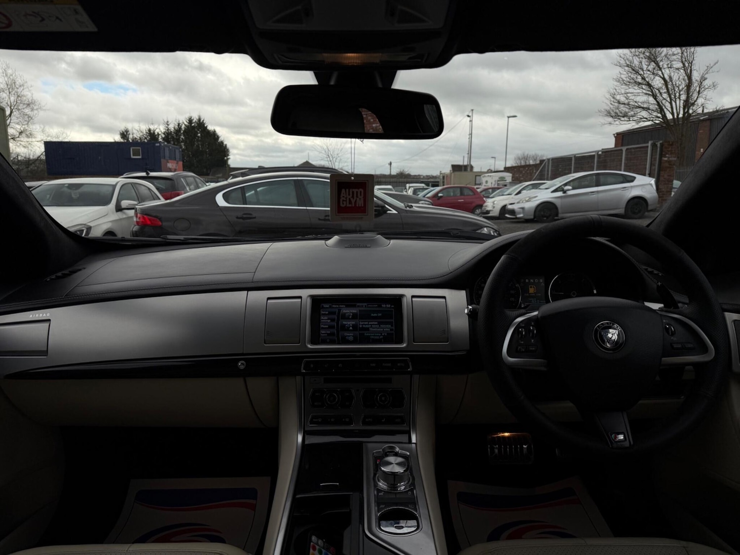 Used Jaguar XF 2014 for sale - 77909782: Photo 32