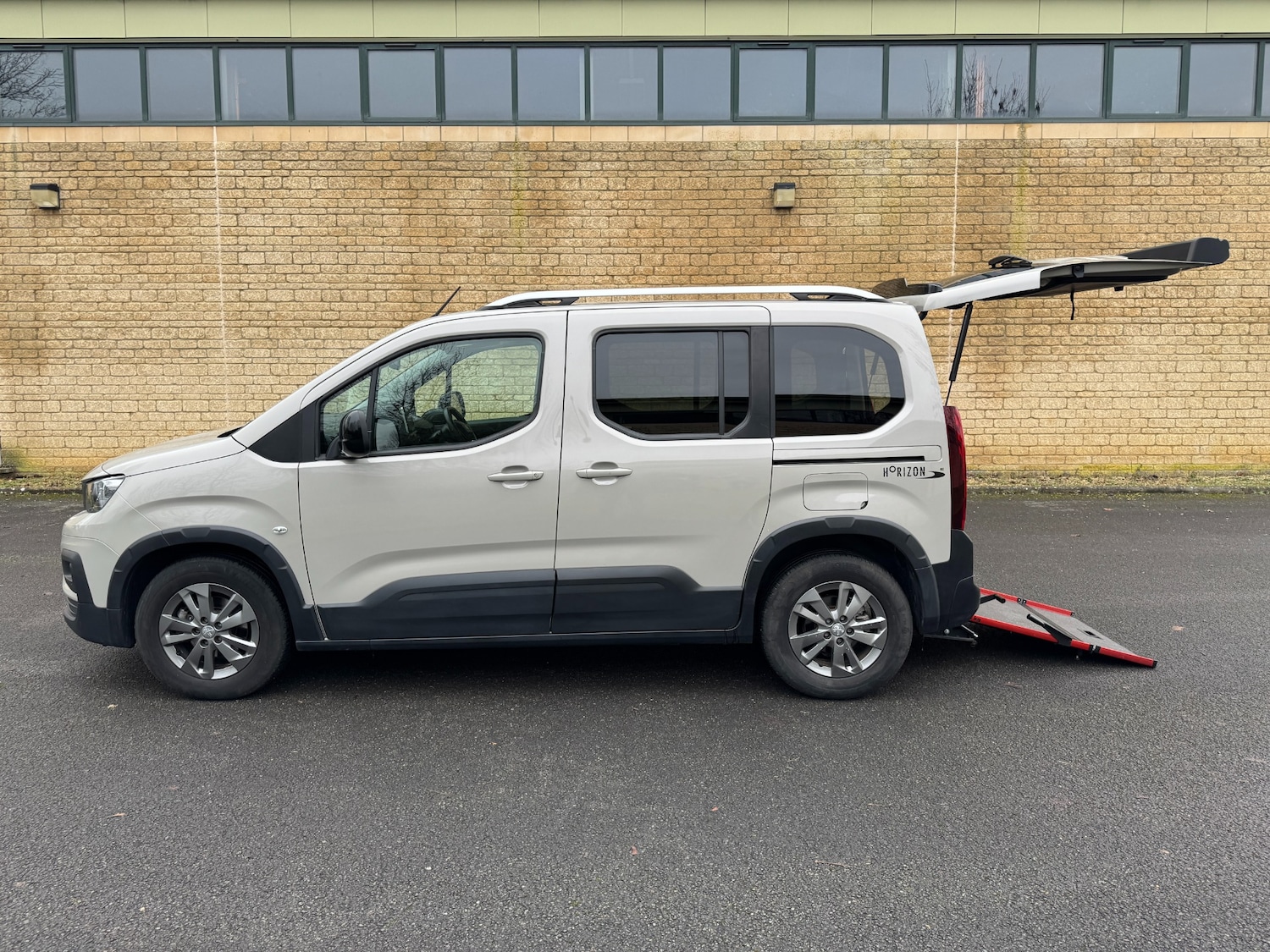 Used Peugeot Rifter 2022 for sale - 77208581: Photo 5