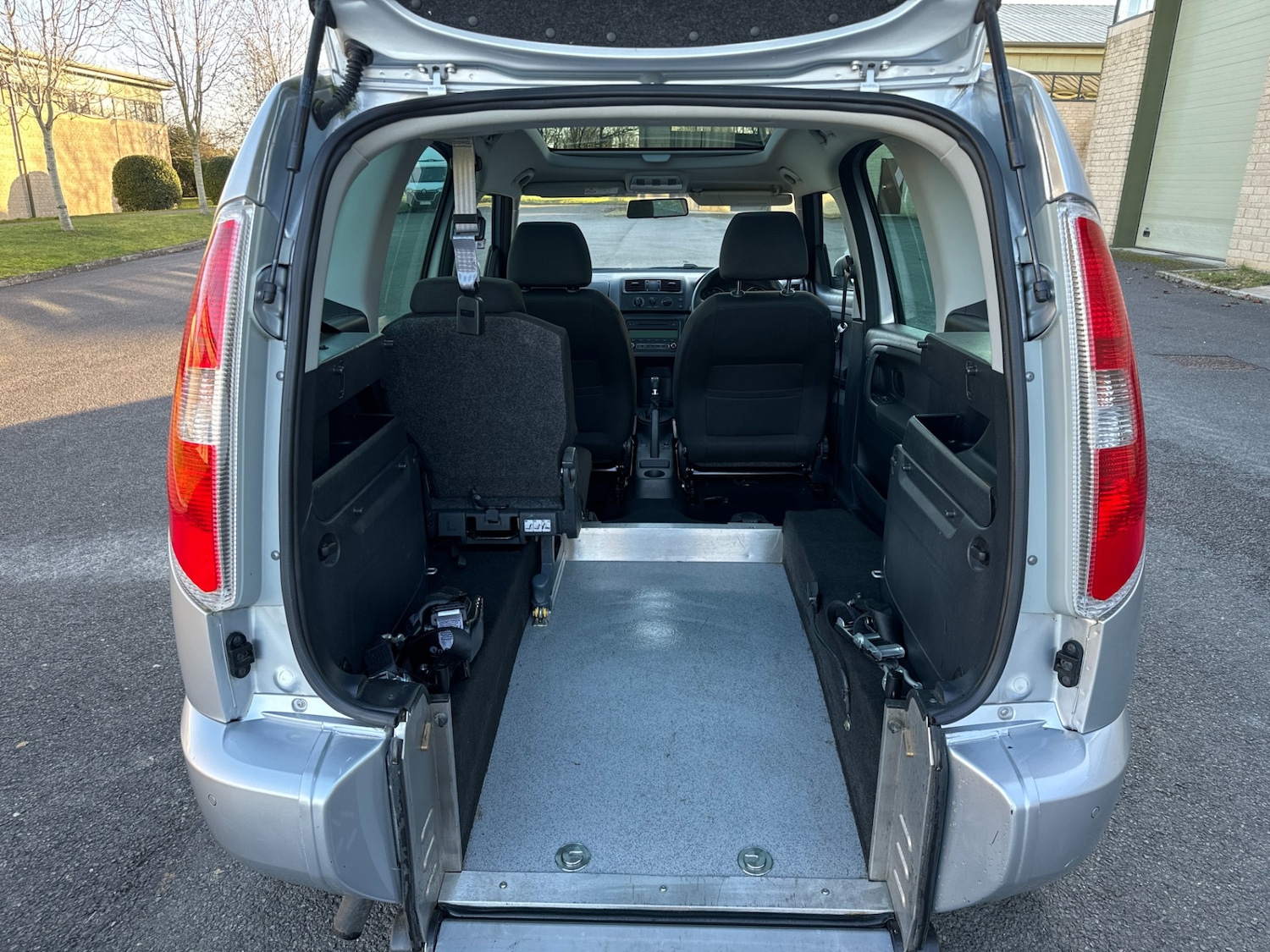 Used Skoda Roomster 2015 for sale - 77951041: Photo 10