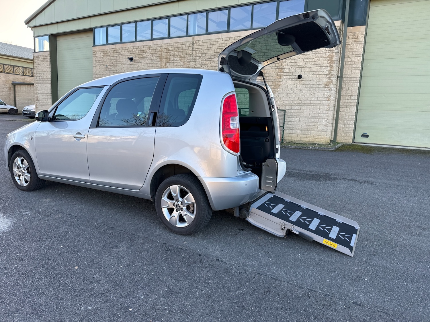 Used Skoda Roomster 2015 for sale - 77951041: Photo 8