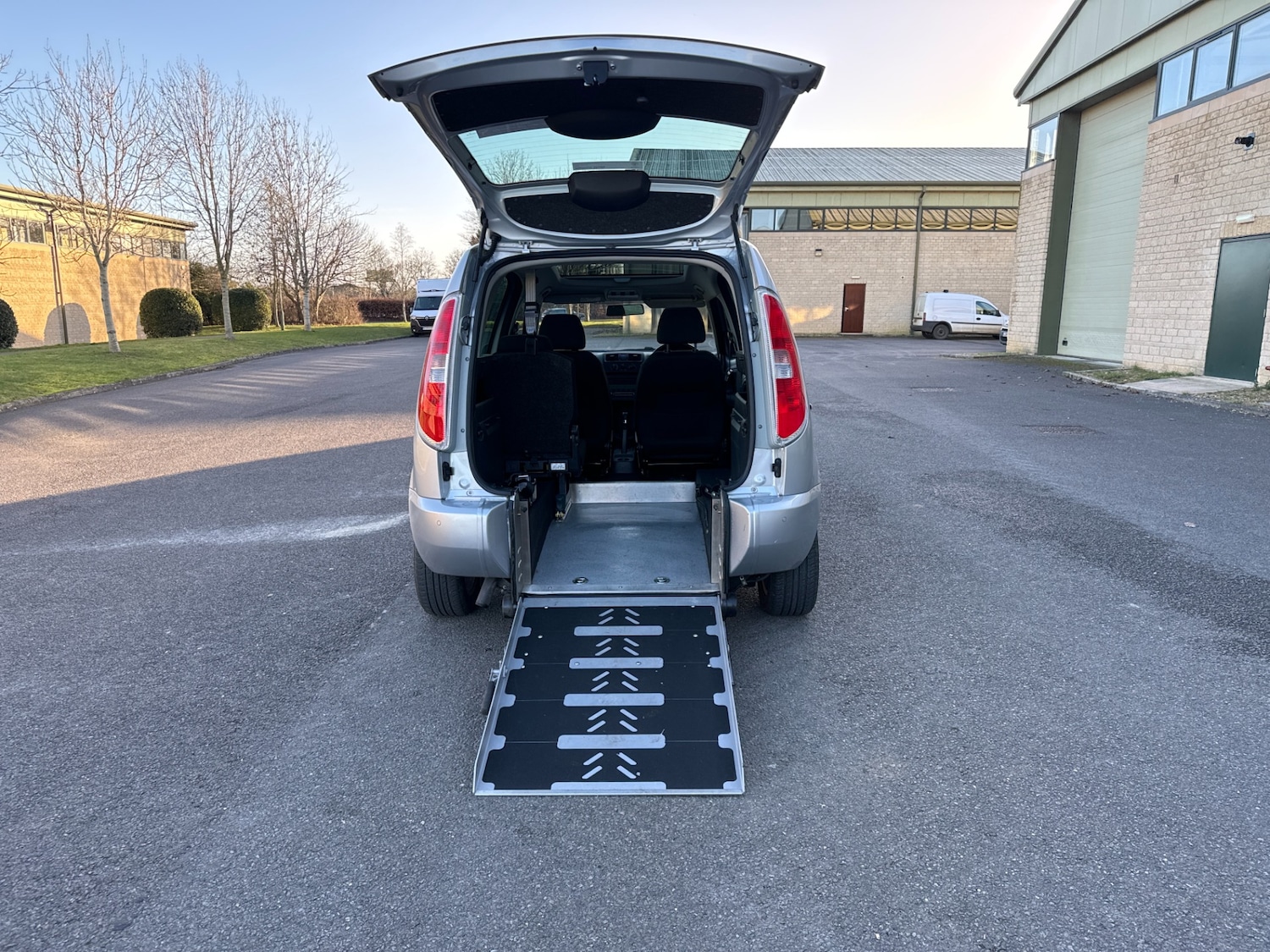 Used Skoda Roomster 2015 for sale - 77951041: Photo 9