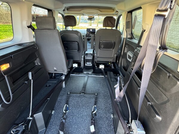 Used Peugeot Rifter 2024 for sale - 75724026: Photo 15