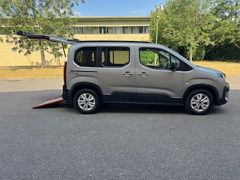 Used Peugeot Rifter 2024 for sale - 79297870: Photo