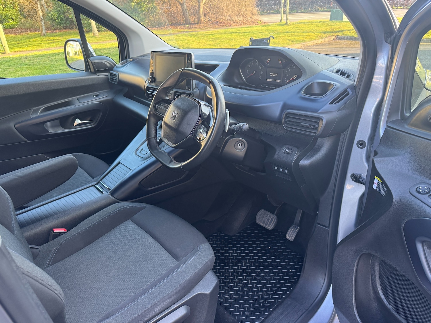 Used Peugeot Rifter 2019 for sale - 77760752: Photo 13