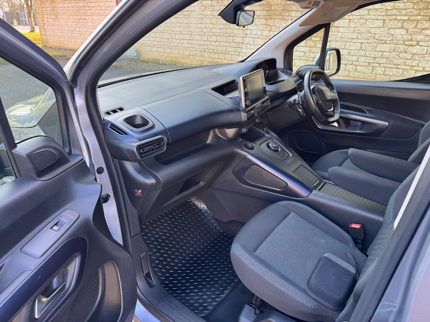 Used Peugeot Rifter 2019 for sale - 77760752: Photo 18