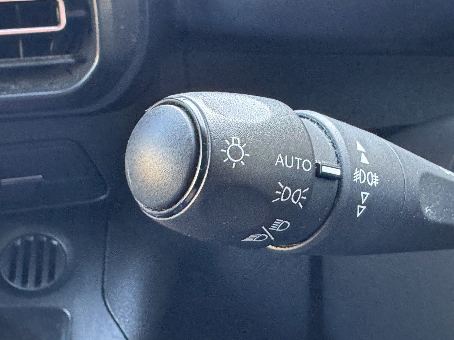 Used Peugeot Rifter 2019 for sale - 77760752: Photo 29