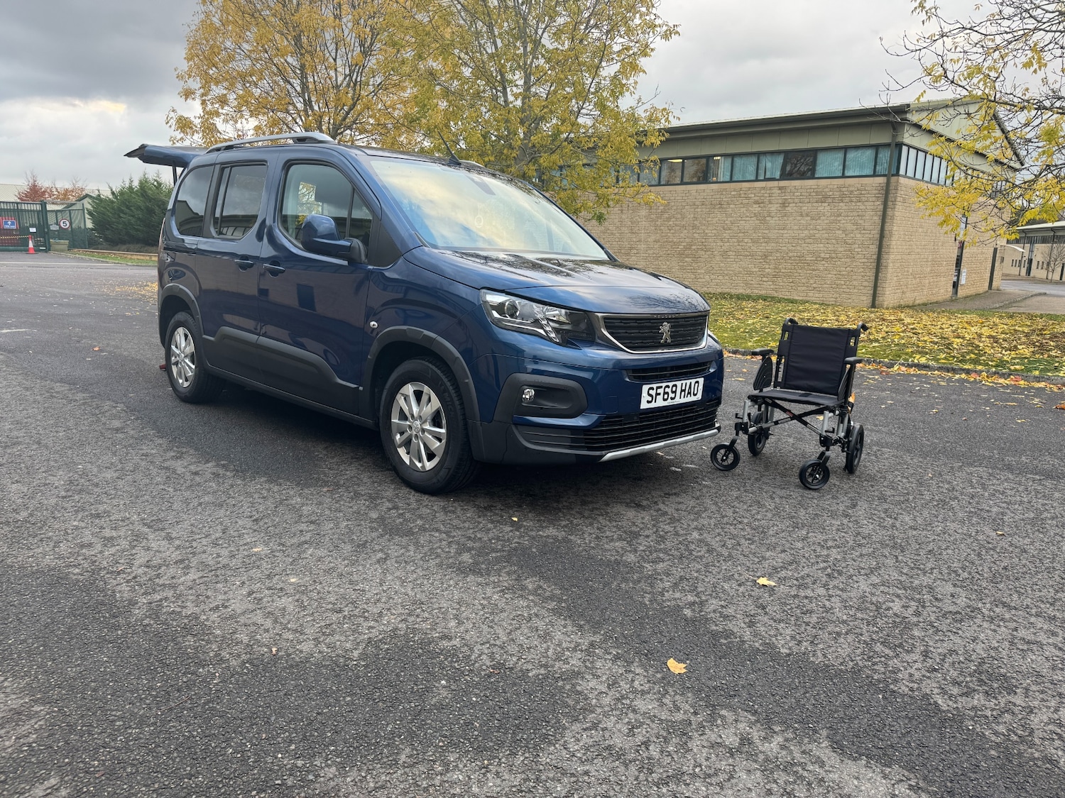 Used Peugeot Rifter 2019 for sale - 76542890: Photo 2