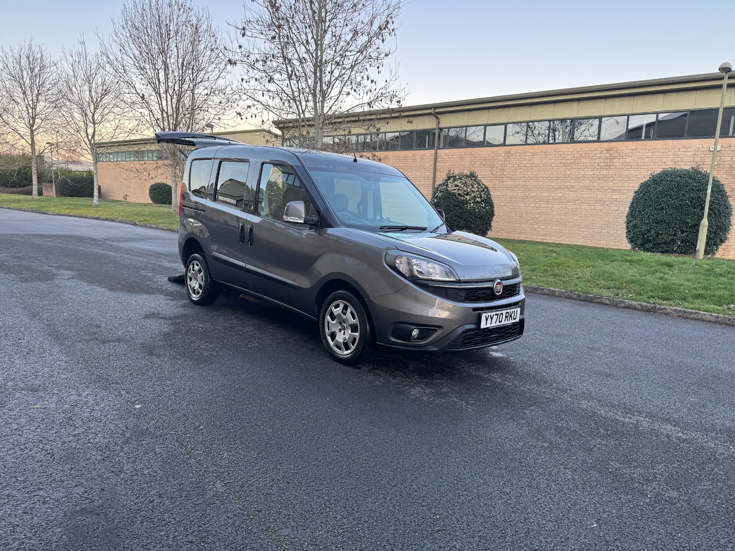 Used Fiat Doblo 2020 for sale - 77104599: Photo 2