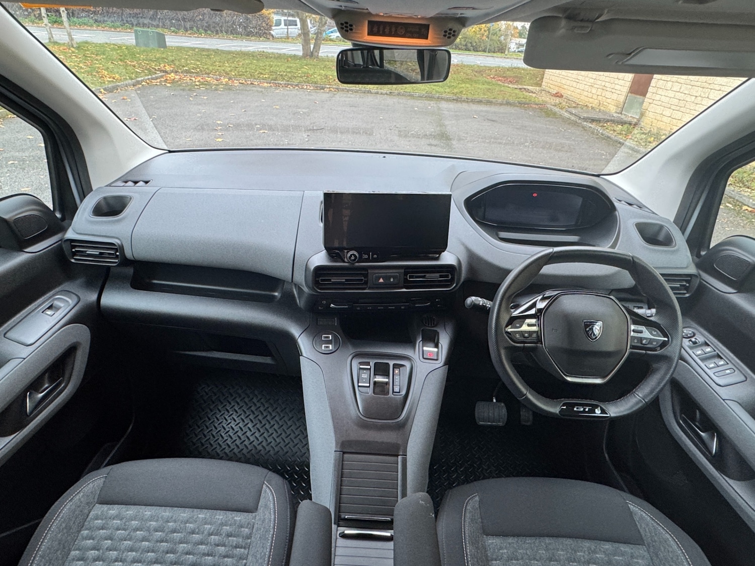 Used Peugeot Rifter 2024 for sale - 77259705: Photo 15