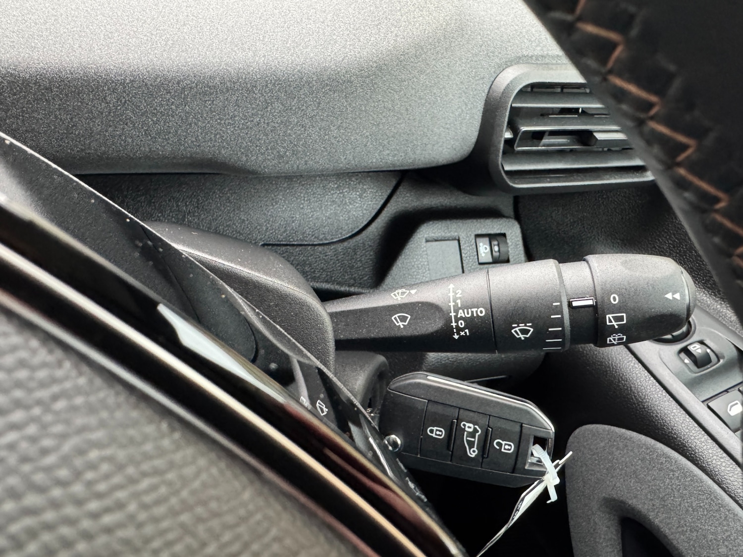 Used Peugeot Rifter 2024 for sale - 77259705: Photo 27