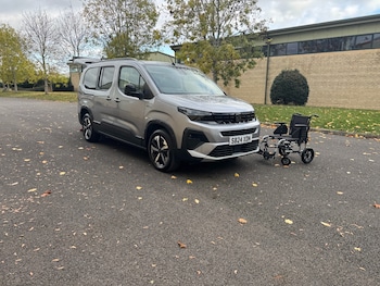 Used Peugeot Rifter 2024 for sale - 77259705: Photo