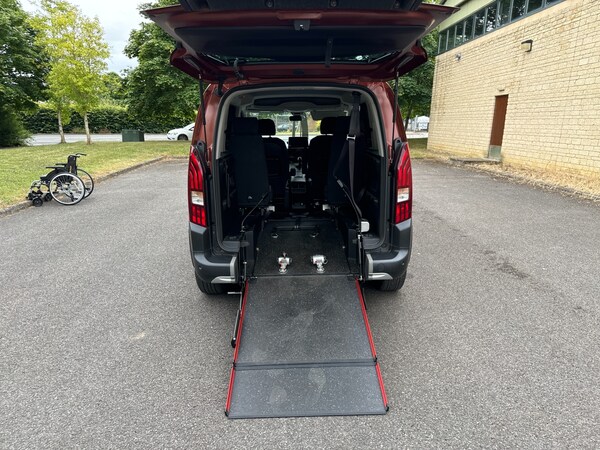 Used Peugeot Rifter 2019 for sale - 74589313: Photo 8
