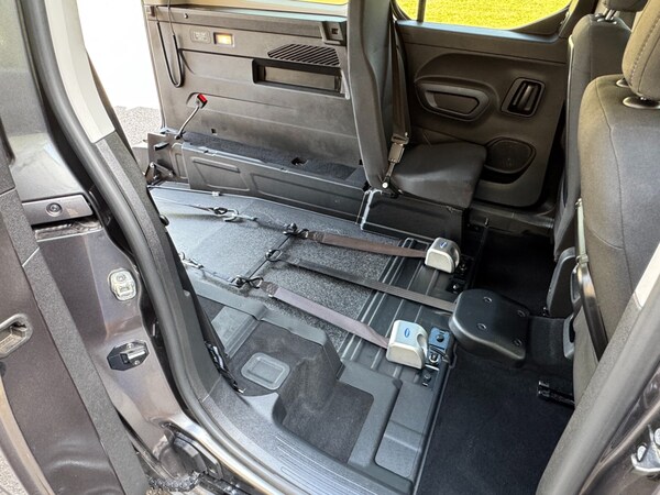 Used Peugeot Rifter 2022 for sale - 75095852: Photo 12