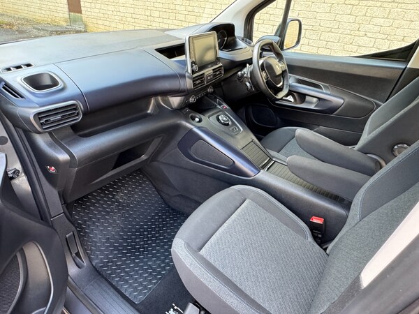 Used Peugeot Rifter 2022 for sale - 75095852: Photo 16