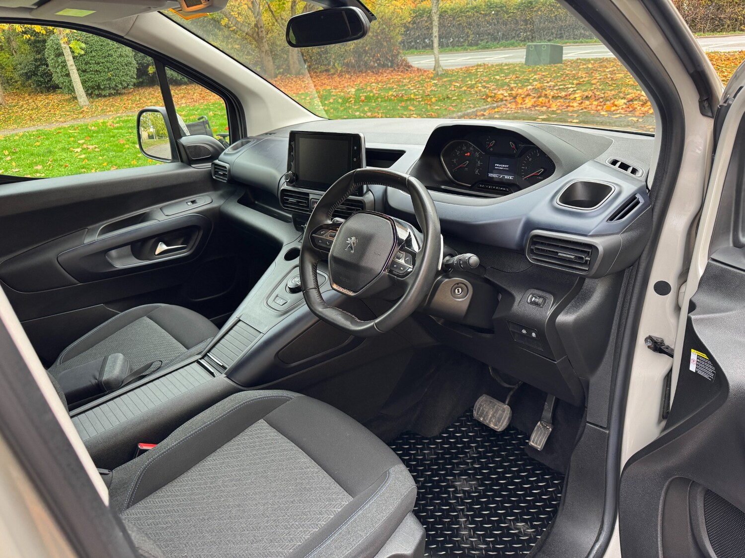 Used Peugeot Rifter 2021 for sale - 76477379: Photo 11