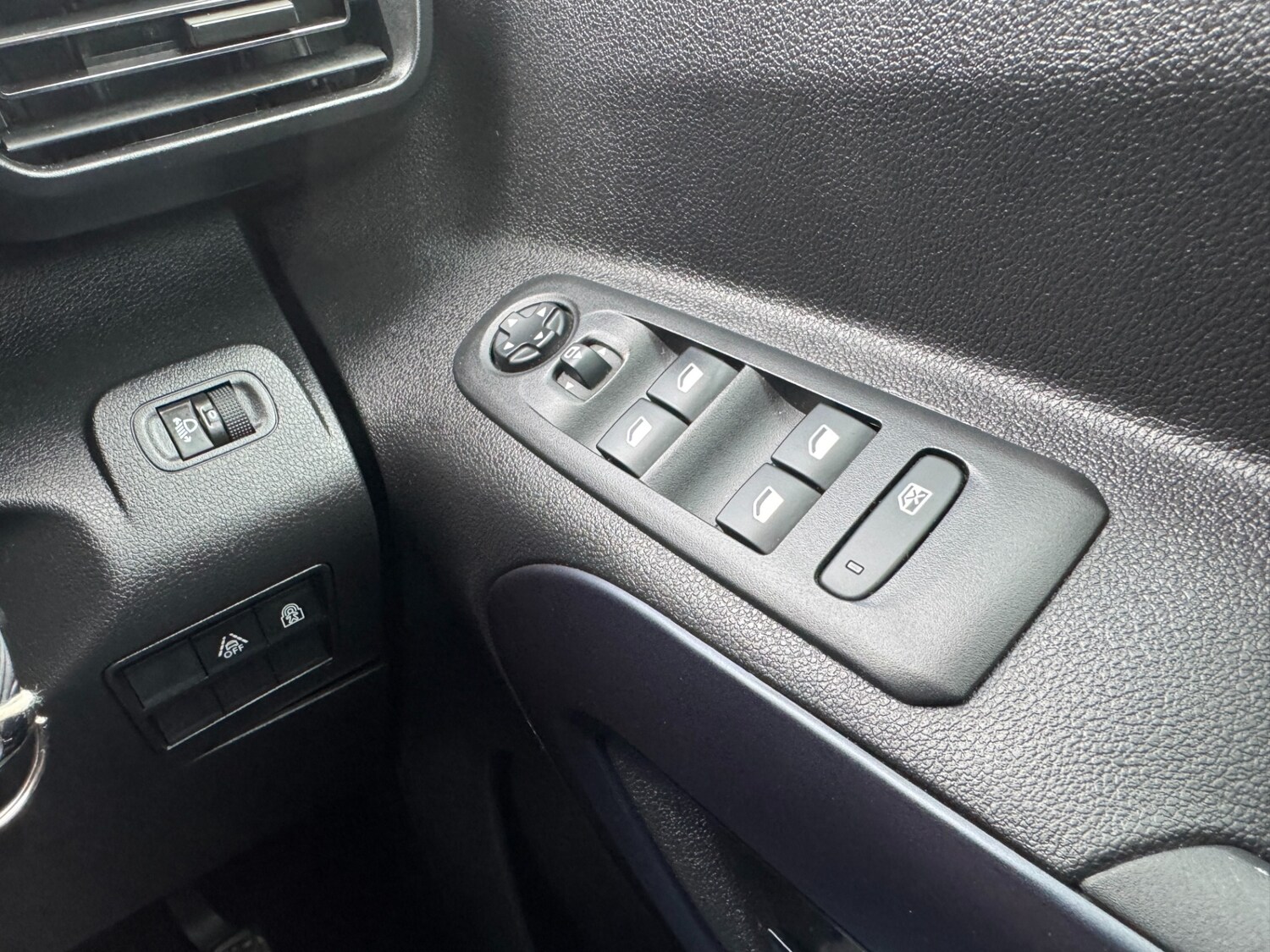 Used Peugeot Rifter 2021 for sale - 76477379: Photo 19