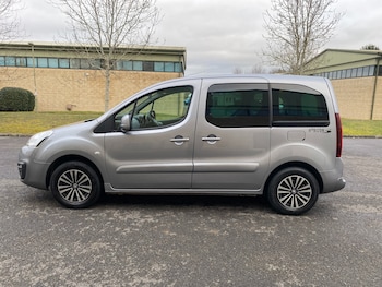 Used Peugeot Partner Tepee 2017 for sale - 76340399: Photo 3